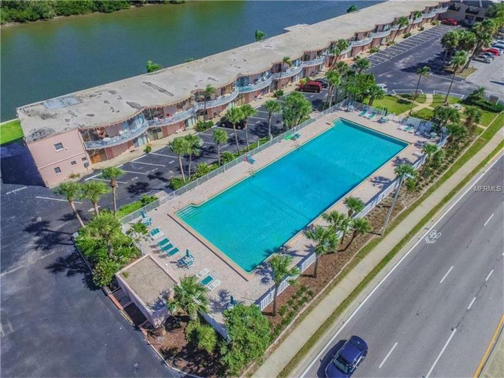 شقة Beach Getaway III At Belleview شاطئ كليرووتر المظهر الخارجي الصورة